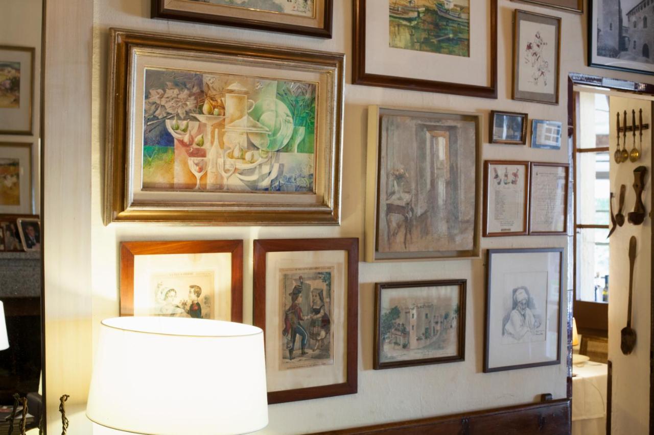 Hostal De La Placa Cabrils Dış mekan fotoğraf