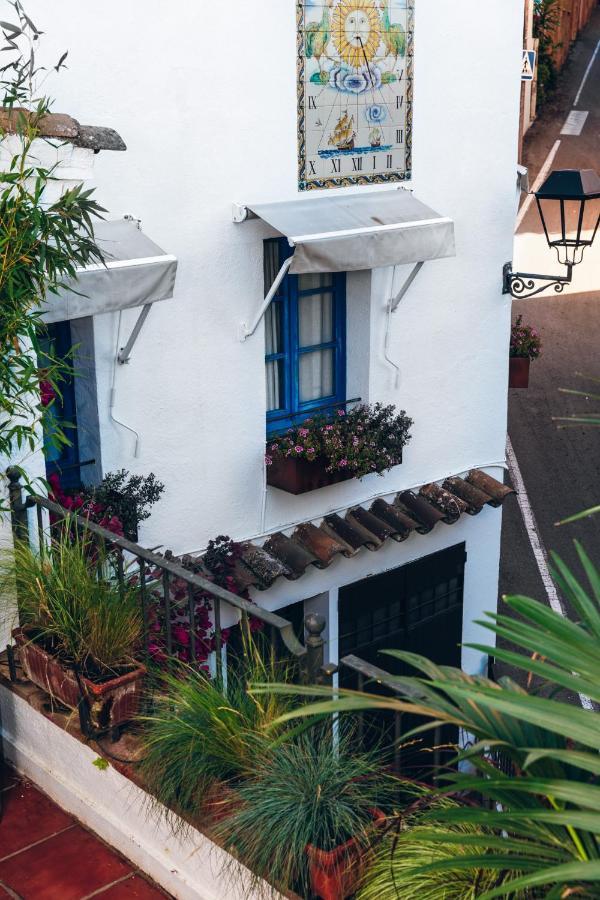 Hostal De La Placa Cabrils Dış mekan fotoğraf
