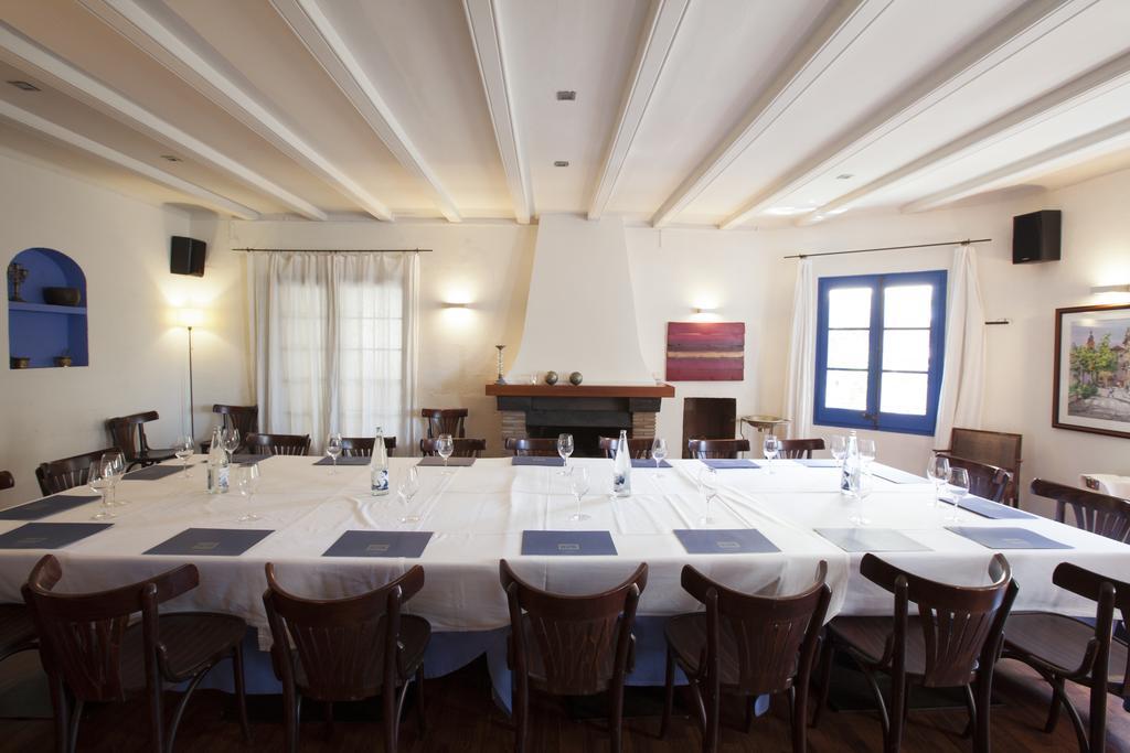 Hostal De La Placa Cabrils Dış mekan fotoğraf